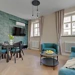Budynek Dyrekcji By Browar Hevelius *