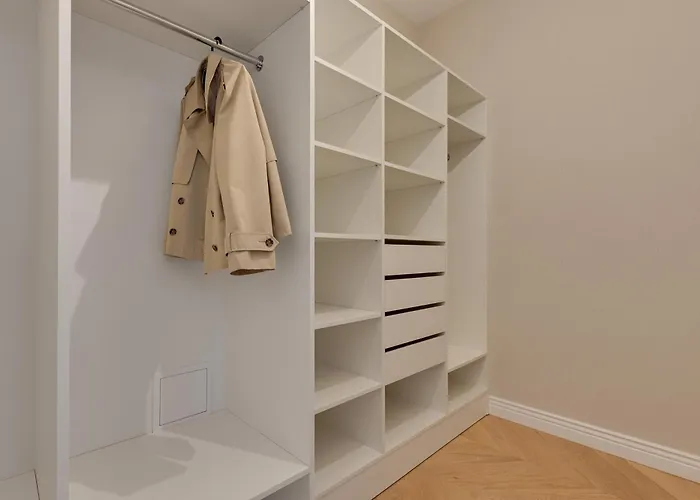 Budynek Dyrekcji By Browar Hevelius Gdansk