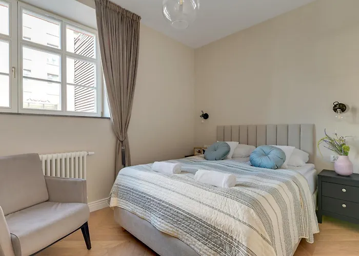 Budynek Dyrekcji By Browar Hevelius * Gdansk